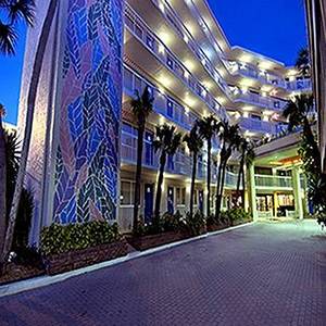 Sandpiper Hotel and Suites::Expedia
