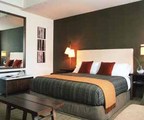 Tn-room0-20061123-043044-285