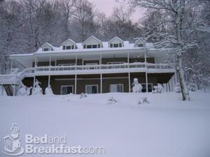 Bald Mountain House at the Wolf Laurel Resort::BedAndBreakfast.com