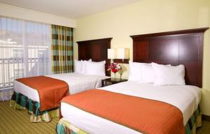 Web-lax_embs-rooms-3
