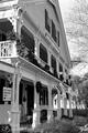 Lake House Inn