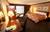 Holiday Inn Oakbrook::ProfessionalTravelGuide.com