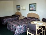 Howard Johnson Express Inn Suites - South Tampa/ Airport Are