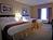 Holiday Inn Express Roseville::Expedia