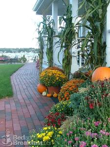 Inn at Harbor Hill Marina::BedAndBreakfast.com