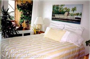 Hale Ho'ola B%B::BedAndBreakfast.com