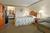 Ramada Cleveland Airport West::Expedia