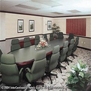 Holiday Inn Airport Hotel & Conference Center::Orbitz