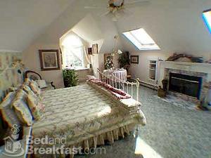 Alexander Hamilton House::BedAndBreakfast.com