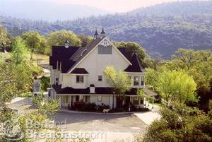 Hounds Tooth Inn Bed & Breakfast::BedAndBreakfast.com