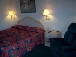Econo Lodge and Suites Harlingen