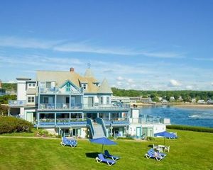 The Beachmere Inn::Travelocity.com