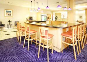 Web-evt_4213-loung-1