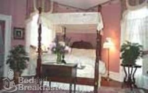 Rose Hall Bed & Breakfast::BedAndBreakfast.com