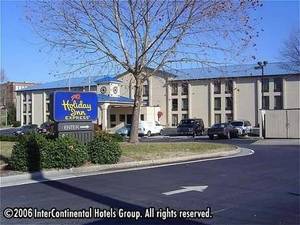 Holiday Inn Express Roanoke-Civic Ctr::Travelocity.com