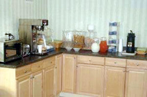 Econo Lodge Baltimore::Hotels.com
