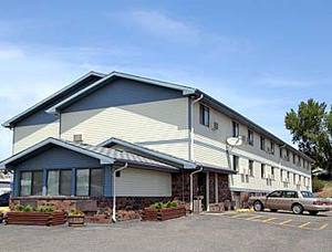 Super 8 Motel - Pierre::Travelocity.com