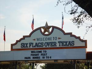 Six Flags Over Texas::ThrillNetwork.com