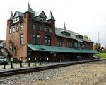 Tn-300px-train_stationpburgh