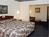 La Quinta Inn Grove City::Expedia