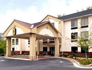 SUPER 8 MOTEL - Snellville/Stone Mtn Pk Area GA::Travelocity.com