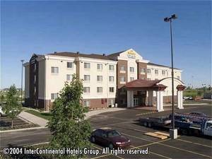 Holiday Inn Express And Suites::Travelocity.com