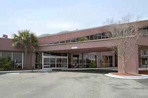 Ramada Charleston::Expedia