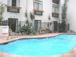 Tn-031755_pool_01_f