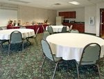 Super 8 Motel - Grayson