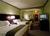 Holiday Inn Express Suites Western::Priceline.com