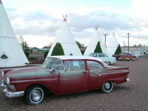 Web-3131842-hotels_and_accommodations-holbrook