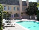 Tn-027235_pool_01_f