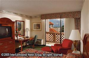 Holiday Inn Riverfront::Orbitz