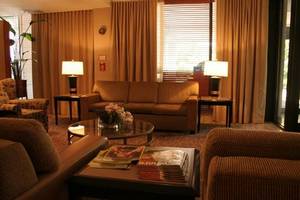 Web-radisson_reagan_national_airport_42415_1_08162006_1508119687_500