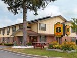 Super 8 Lee Berkshires Outlet Area