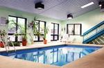 Tn-m21524_pool_02_f
