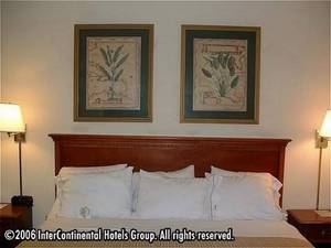 Holiday Inn Express Aiken::Travelocity.com
