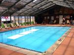 Tn-593877_pool_01_f