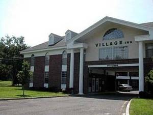 Village Inn::Travelocity.com