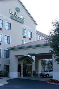 La Quinta Inn & Suites Round Rock South::TravelPost.com