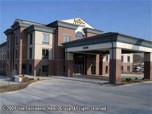 Holiday Inn Express Salem::Travelocity.com