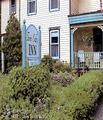 Twin Oaks Inn