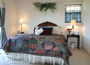 Canyon Lake Ranch::BedAndBreakfast.com