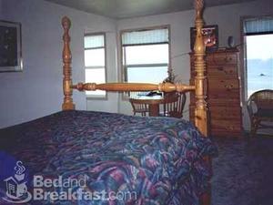 Inn At Barnum Point::BedAndBreakfast.com