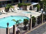 Tn-604313_pool_01_f