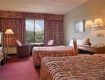 Ramada Somerset