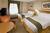 Holiday Inn Express::ProfessionalTravelGuide.com