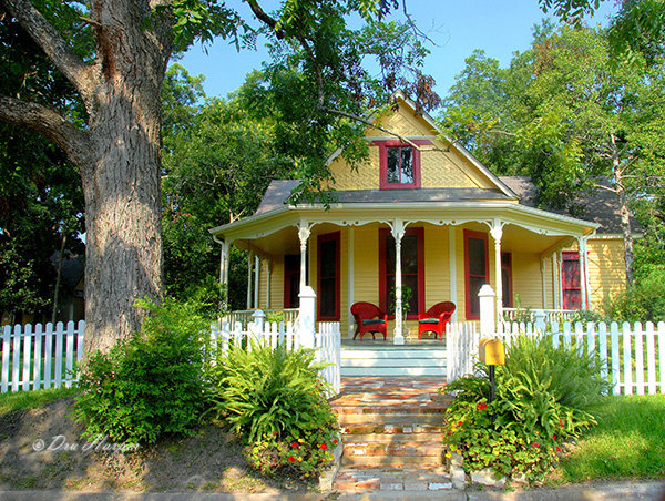 McCardel Cottage Bed and Breakfast