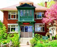 Downtown Bed & Breakfast & Spa