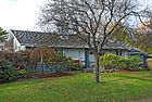 Oak Bay, 880 Byng St